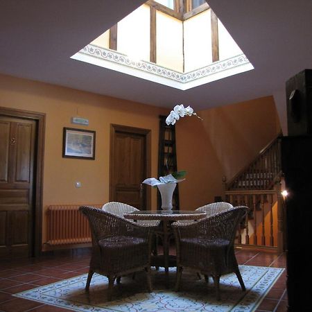 Hostal Rural Huartearena Iza Exteriér fotografie